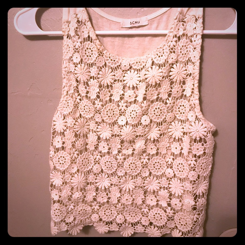 Flower lace crop top